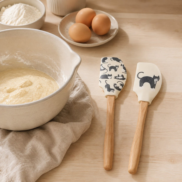 Whiskers Beechwood Spatula Natural
