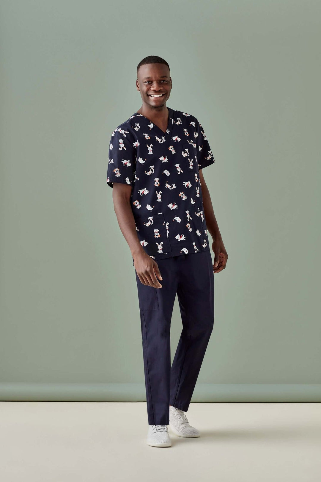 Mens Printed Scrub Top - Best Friends - XS | 3XL
