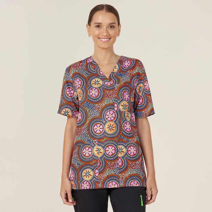Unisex Printed Scrub Top - Bush Tucker
